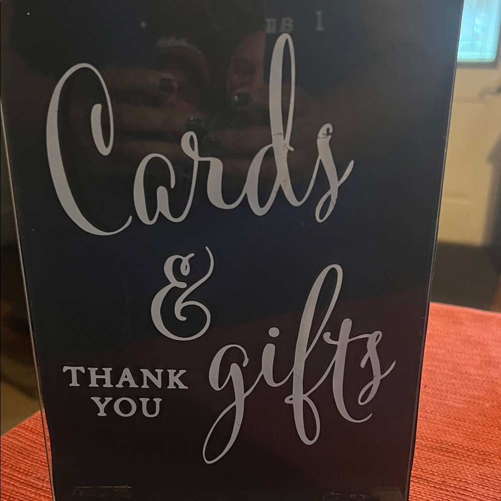 Black and White Cards & Gifts Box